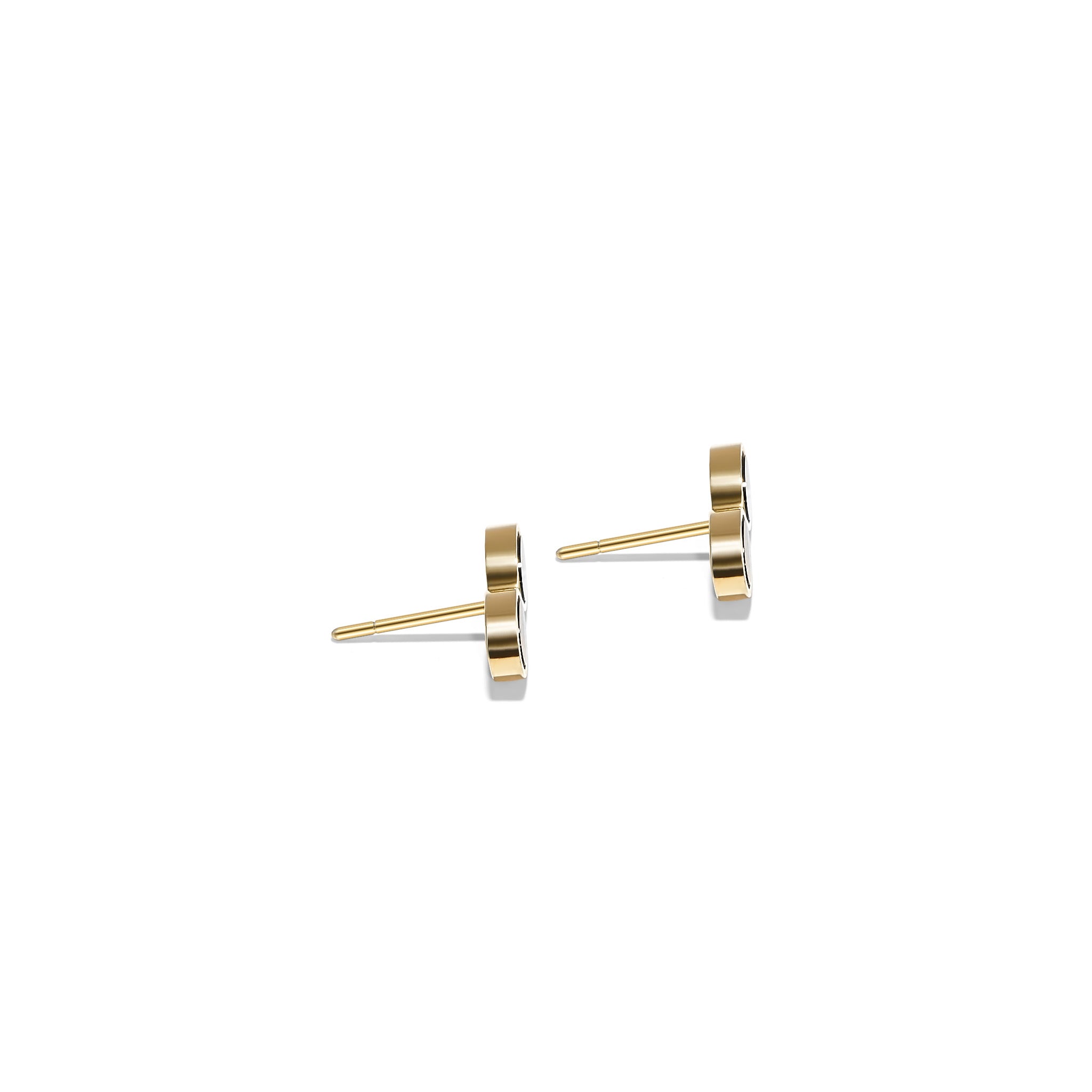 Explore our exquisite Astronomical Horizon Earrings crafted with Gold 800 and adorned with Onyx and Turquoise inlay.